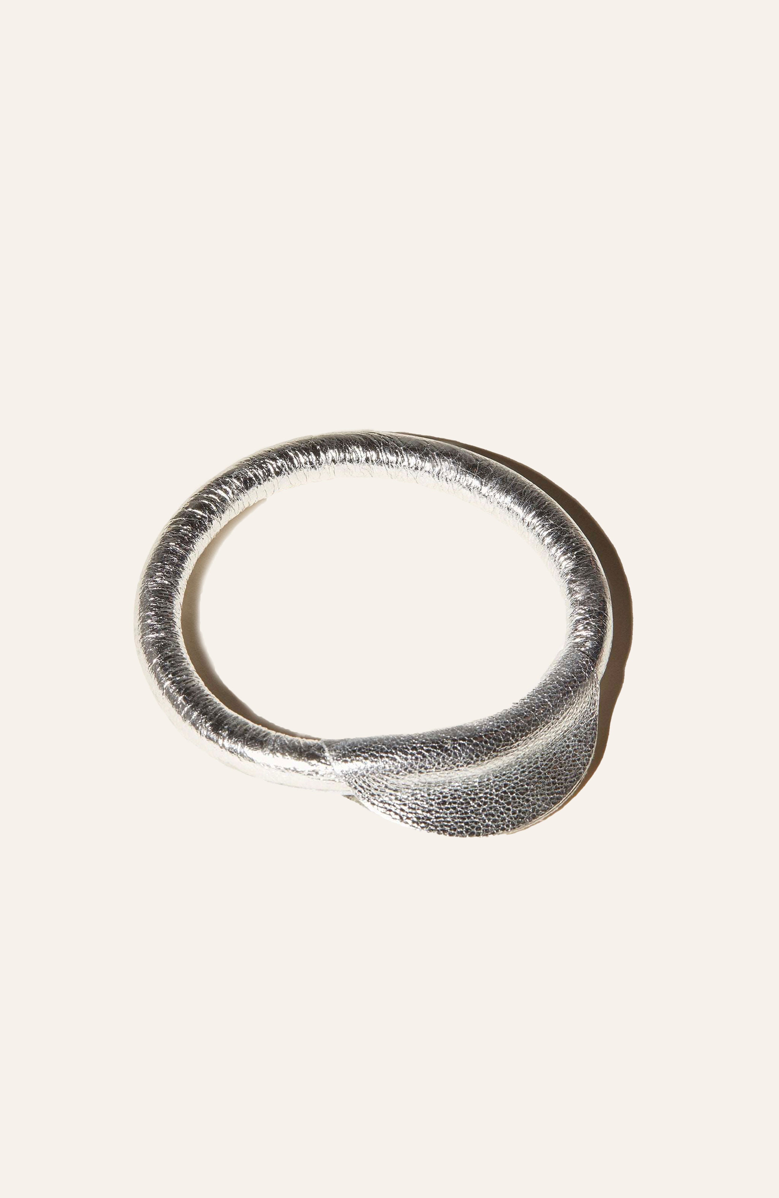 Half Moon Bracelet / Silver leather