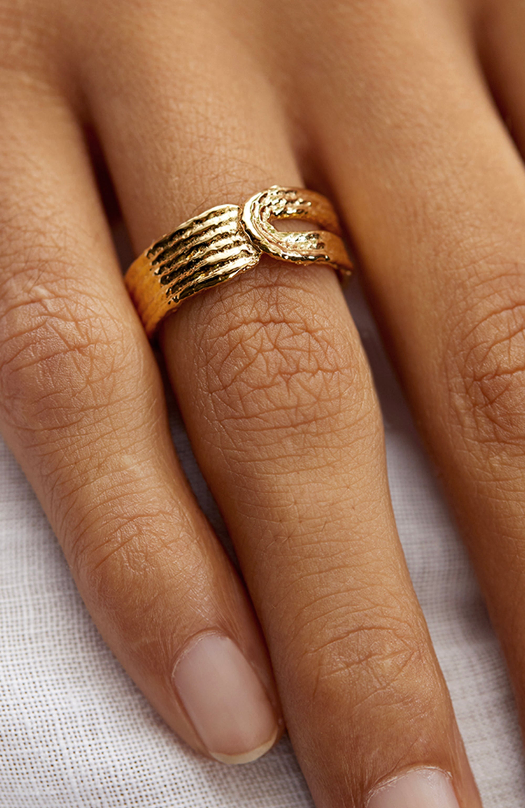 Heeling Ring / 14k Gold Plate