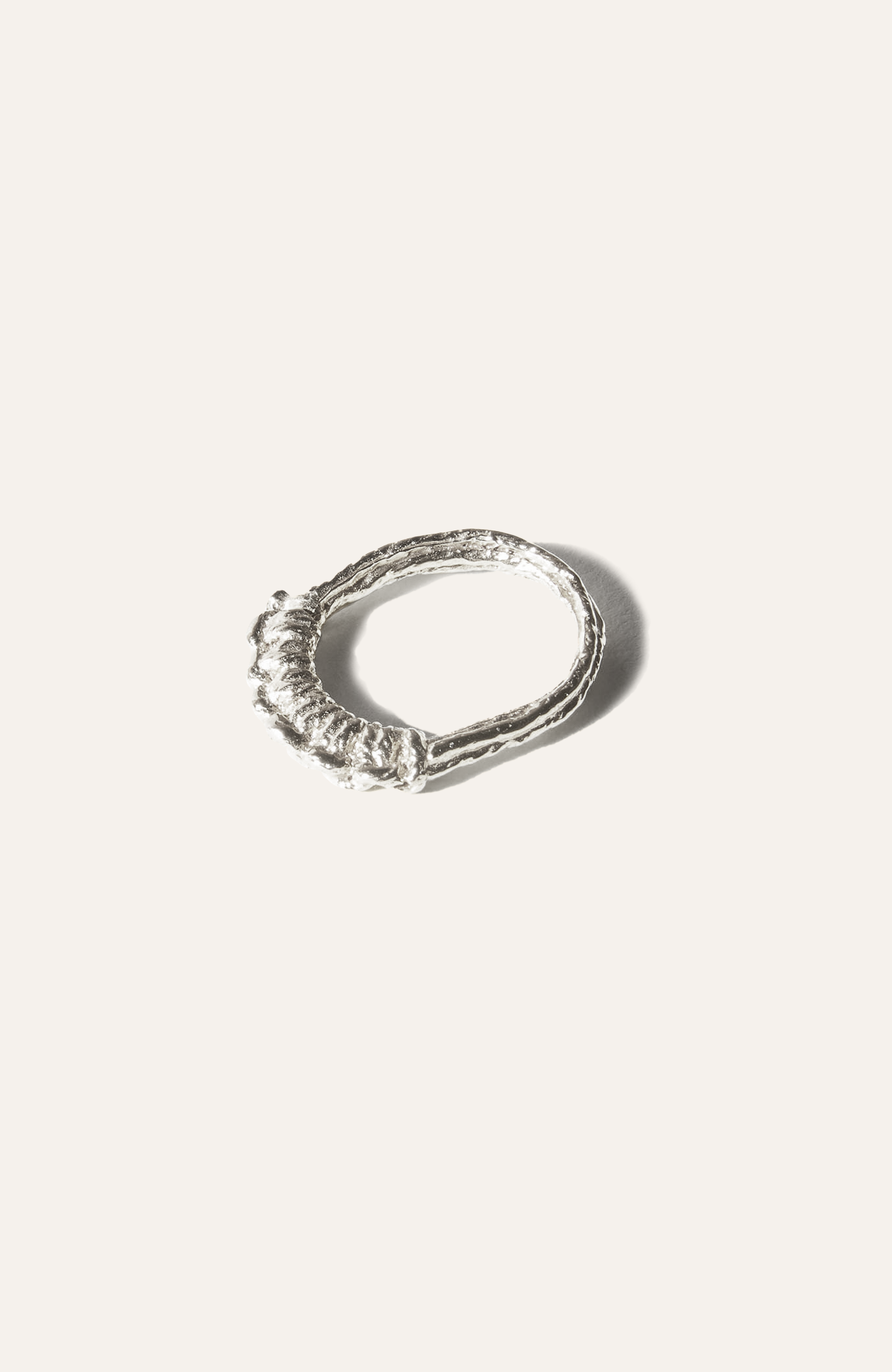 Hitch Ring / 925 Sterling Silver