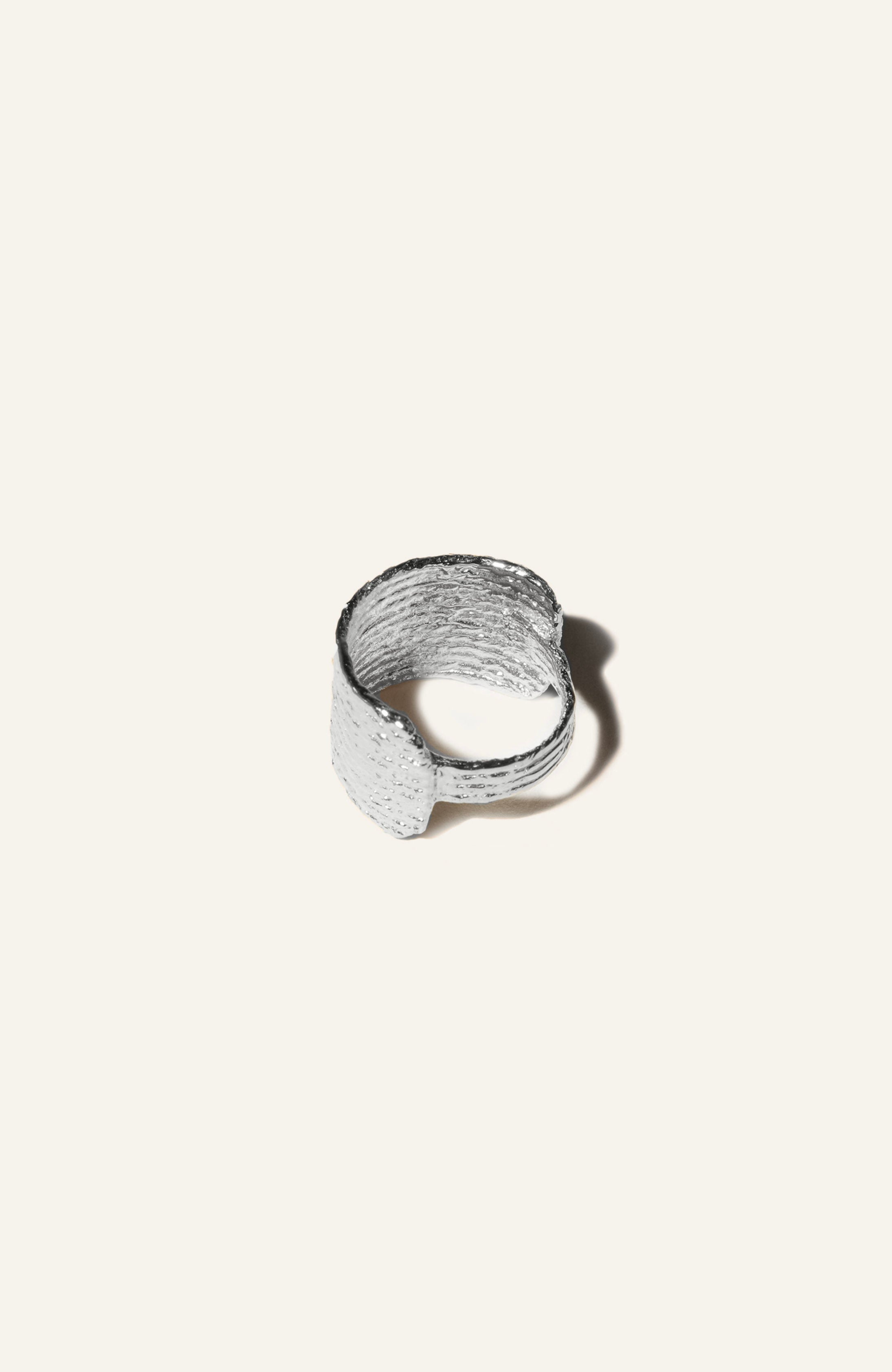 Horizon Ring / 14k Gold Plate