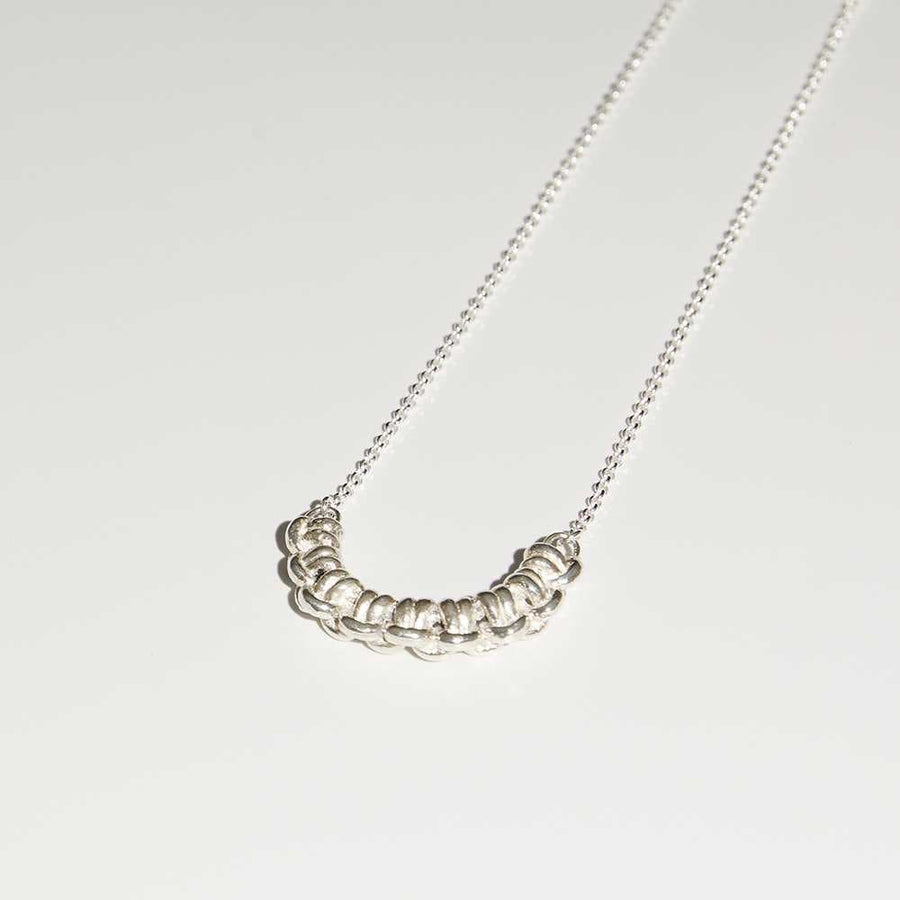 COG Necklaces 925 Sterling Silver Curve Necklace