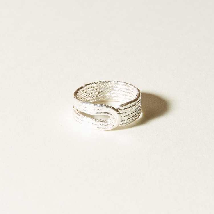 Also available in 925 sterling silver, the Heeling Ring is made from cotton thread and cast.
