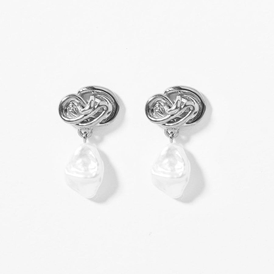 COG earrings 925 Sterling Silver and Fresh Water Pearls Tempest Earrings